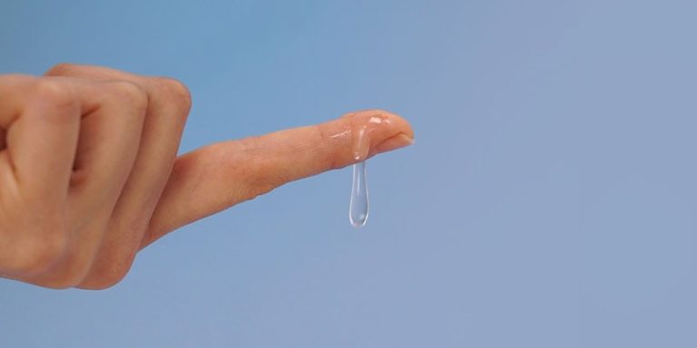 dịch âm đạo ra nhiều