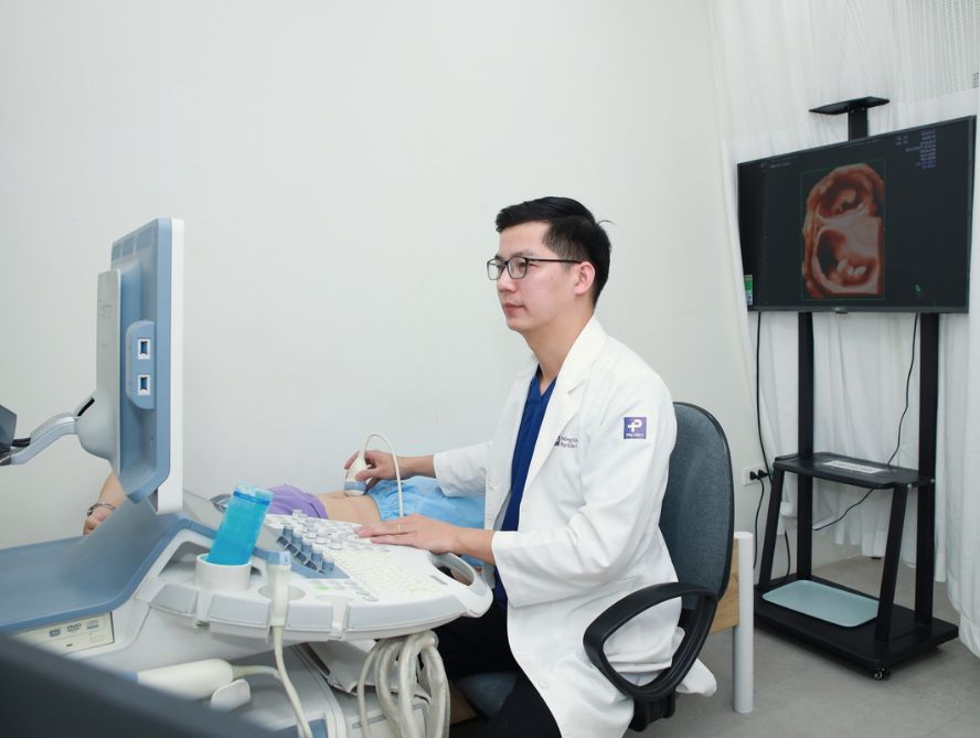 phòng khám phụ sản 1